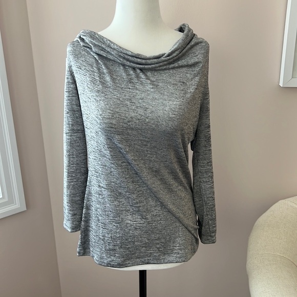 Le Chateau l NWT Long Sleeve Top - Picture 1 of 6